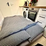 Schicke Altbauwohnung In Mitte 24-7 Check In