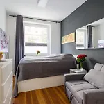 Schicke Altbauwohnung In Mitte 24-7 Check In