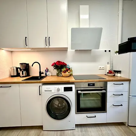 Apartment Schicke Altbauwohnung In Mitte 24-7 Check In *
