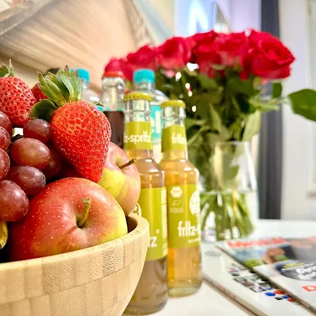 Apartment Schicke Altbauwohnung In Mitte 24-7 Check In