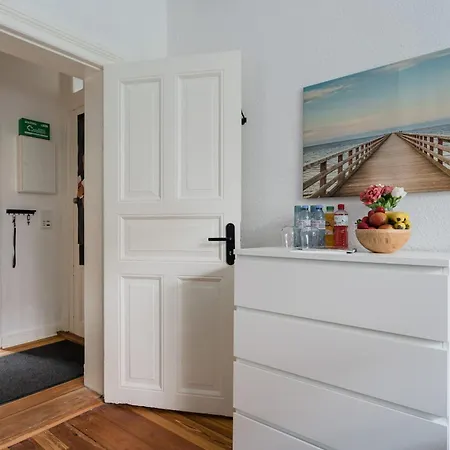 Schicke Altbauwohnung In Mitte 24-7 Check In * Kilonia