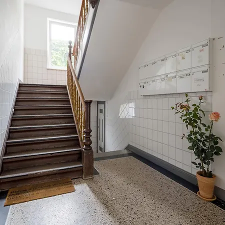 Schicke Altbauwohnung In Mitte 24-7 Check In
