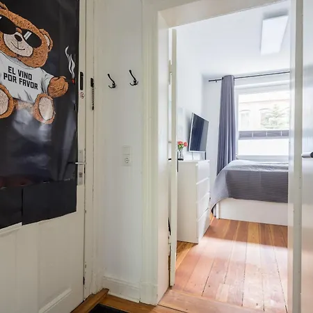 Schicke Altbauwohnung In Mitte 24-7 Check In Apartament