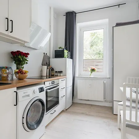 Apartament Schicke Altbauwohnung In Mitte 24-7 Check In Kilonia
